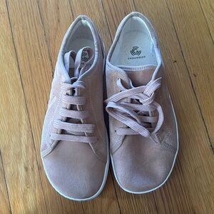 Groundies Barefootwear size 6